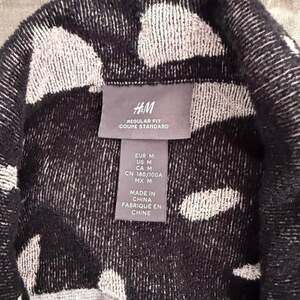 H&M Terry Cloth Patterned Resort Shirt